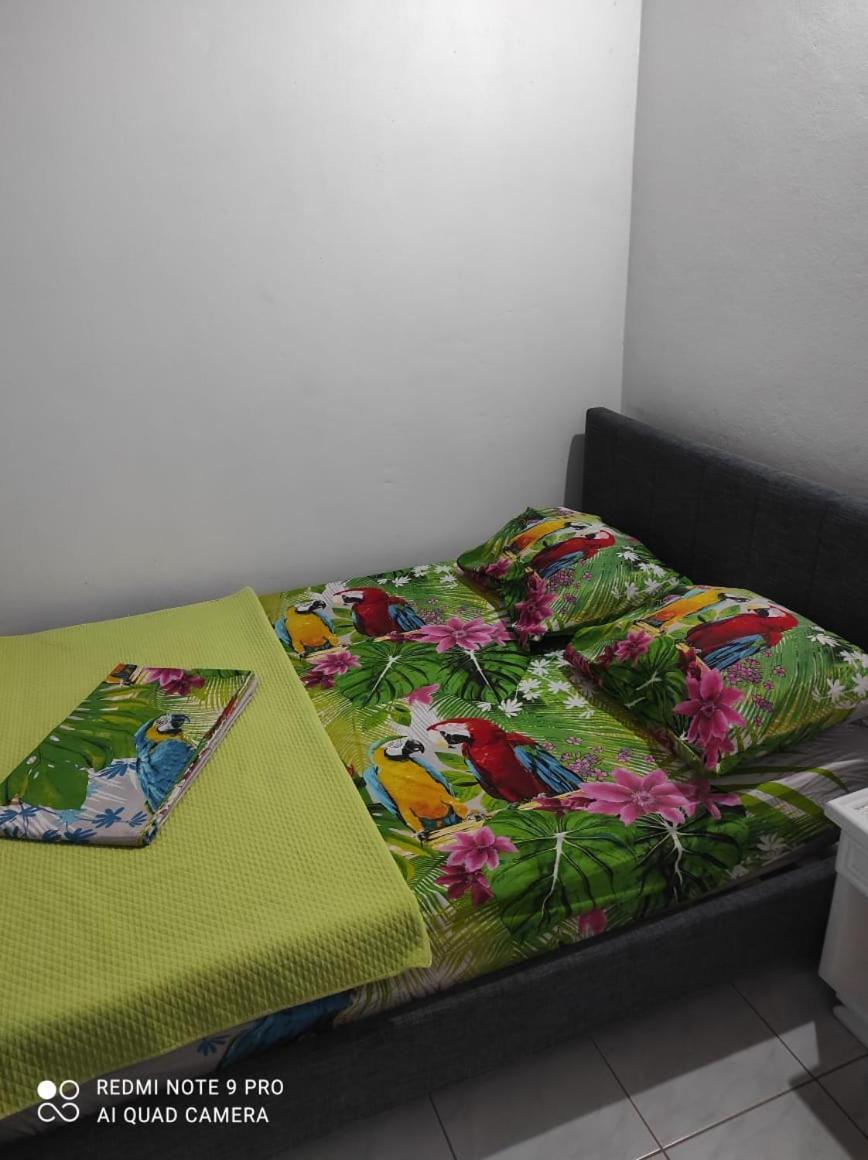 Espace Nature 97115 *
