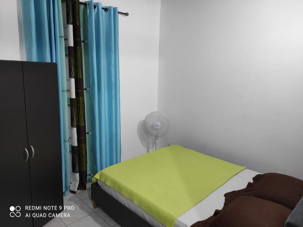Espace Nature 97115 Holiday home *