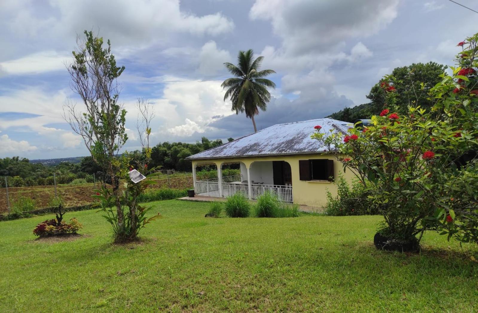 Espace Nature 97115 Holiday home